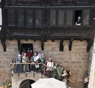 Besucher auf Burg Wäscherschloss