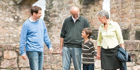 Besucher auf der Burg